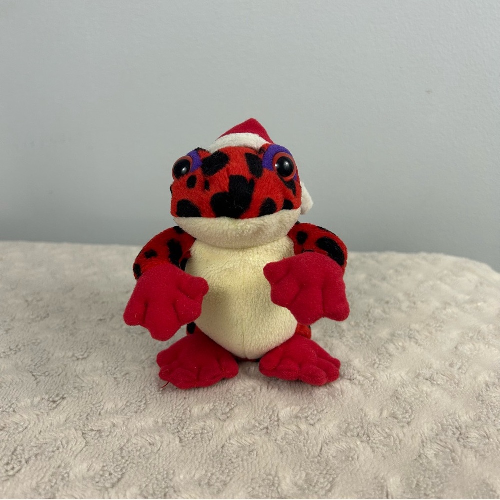 The 24K Company Beanie Boppers Red Tree Frog Plush Stuffed Animal Toy Santa Hat